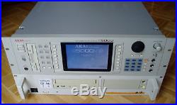 AKAI S5000 Sampler + OS 2.14 + 136 MB + SCSI Rack mit CD Drive und 2 GB Harddisc