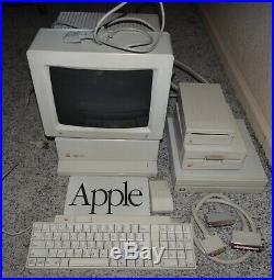 Apple IIGS ROM 3 A2S6000, Monitor, SCSI hard drive Great working condition