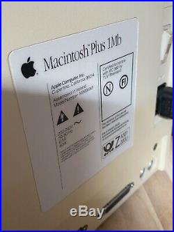 Apple Macintosh Plus with 20SC SCSI hard drive, vintage computing