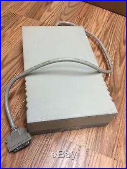 SUN Model 611 External SCSI Hard Drive 18gb, PN 599-2041-01 + Cable 50pin